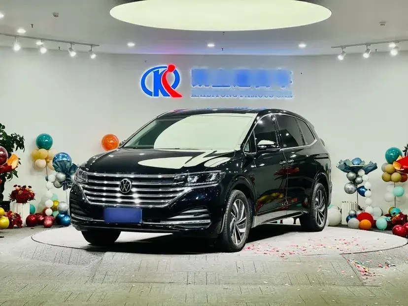 2023 Volkswagen Viloran 2.0T 220HP L4 7DCT