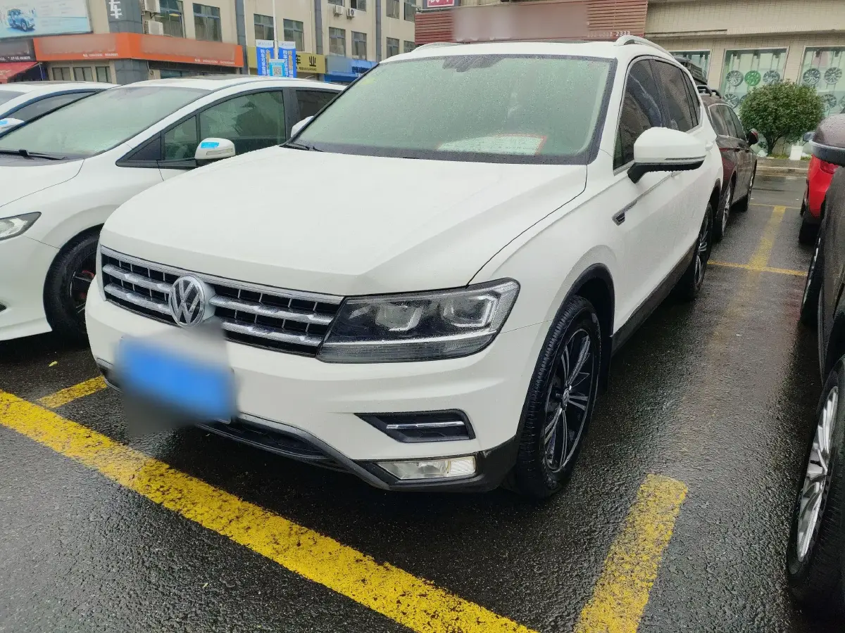 2019 Volkswagen Tiguan L 2.0T 186HP L4 7DCT