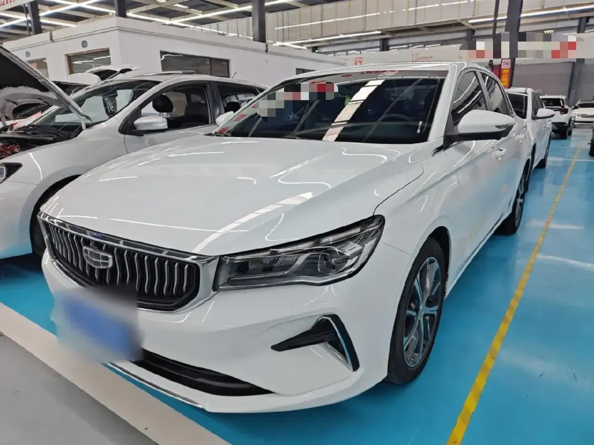 2022 Geely Emgrand 1.5L 114HP L4 CVT