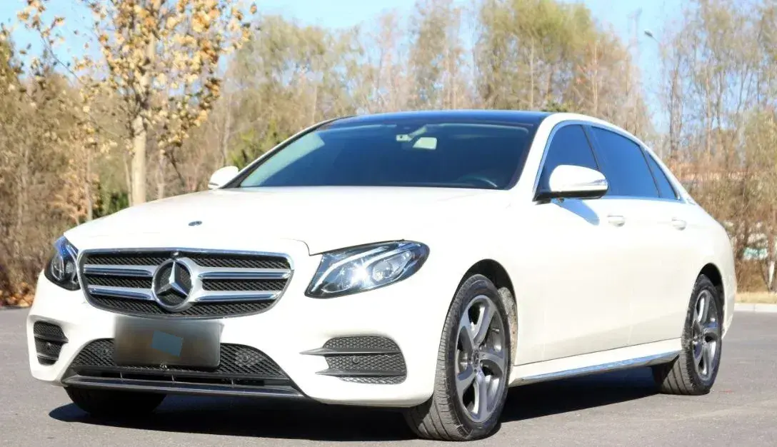 2018 Mercedes-Benz E Class 2.0T 184HP L4 9AT