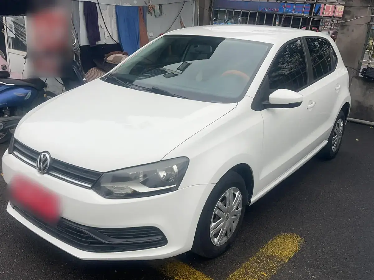 2016 Volkswagen Polo 1.4L 90HP L4 5MT