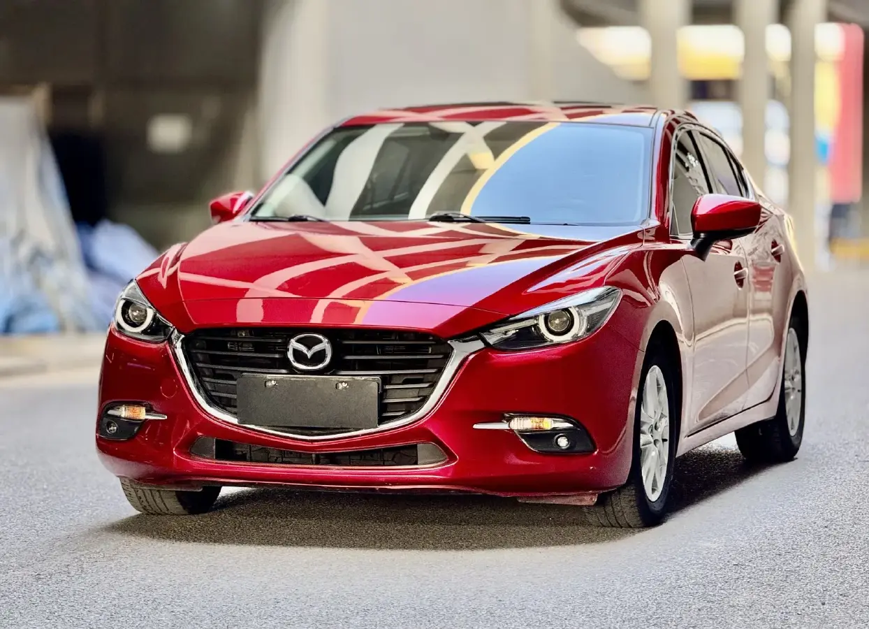 2017 Mazda 3 Axela 1.5L 117HP L4 6AT