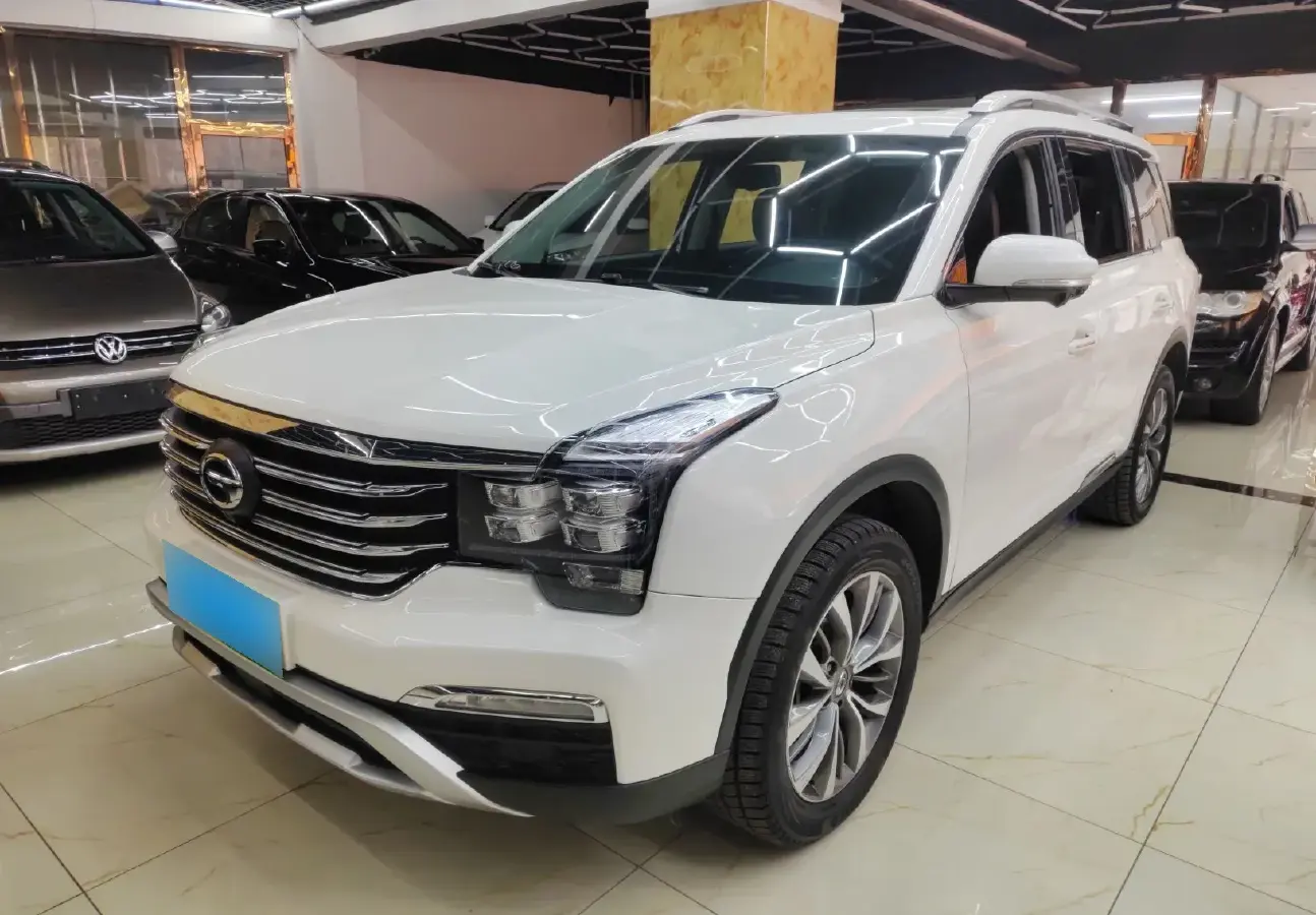 2017 GAC Trumpchi GS8 2.0T 201HP L4 6AT