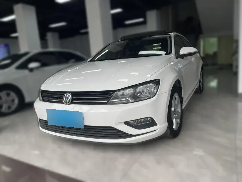 2017 Volkswagen Lamando 1.4T 131HP L4 7DCT