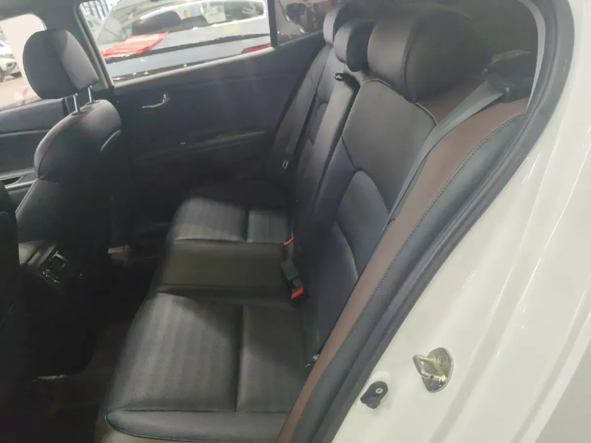 2017 Kia Cachet 1.8L 143HP L4 6AT,autocango,china used car exporter,china ev exporter,chinese used car exporter,chinese used ev exporter