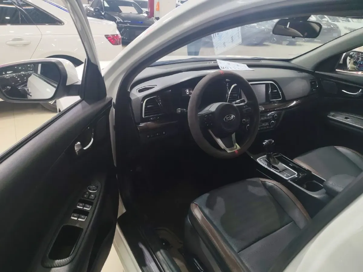 2017 Kia Cachet 1.8L 143HP L4 6AT,autocango,china used car exporter,china ev exporter,chinese used car exporter,chinese used ev exporter