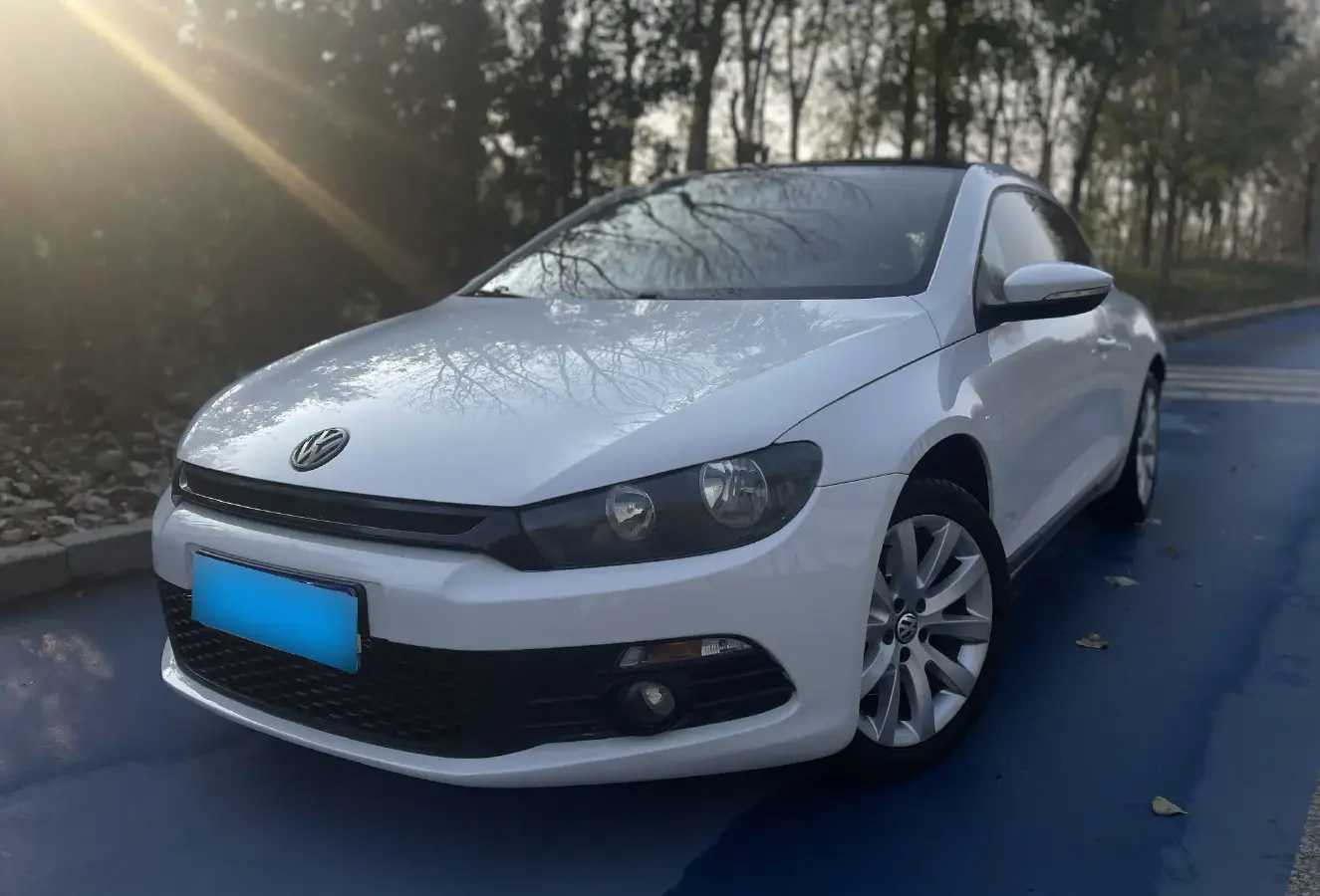 2011 Volkswagen Scirocco 1.4T 160HP L4 7DCT