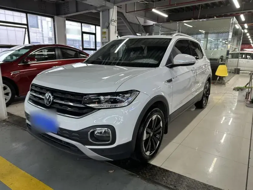 2021 Volkswagen Tacqua 1.5L 113HP L4 6AT