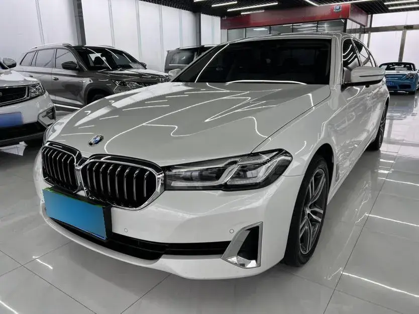 2021 BMW 5 Series 2.0T 252HP L4 8AT