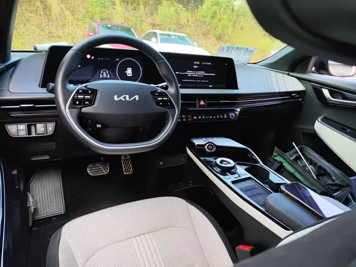 2023 Kia EV6 BEV 76.4KWH,autocango,china used car exporter,china ev exporter,chinese used car exporter,chinese used ev exporter