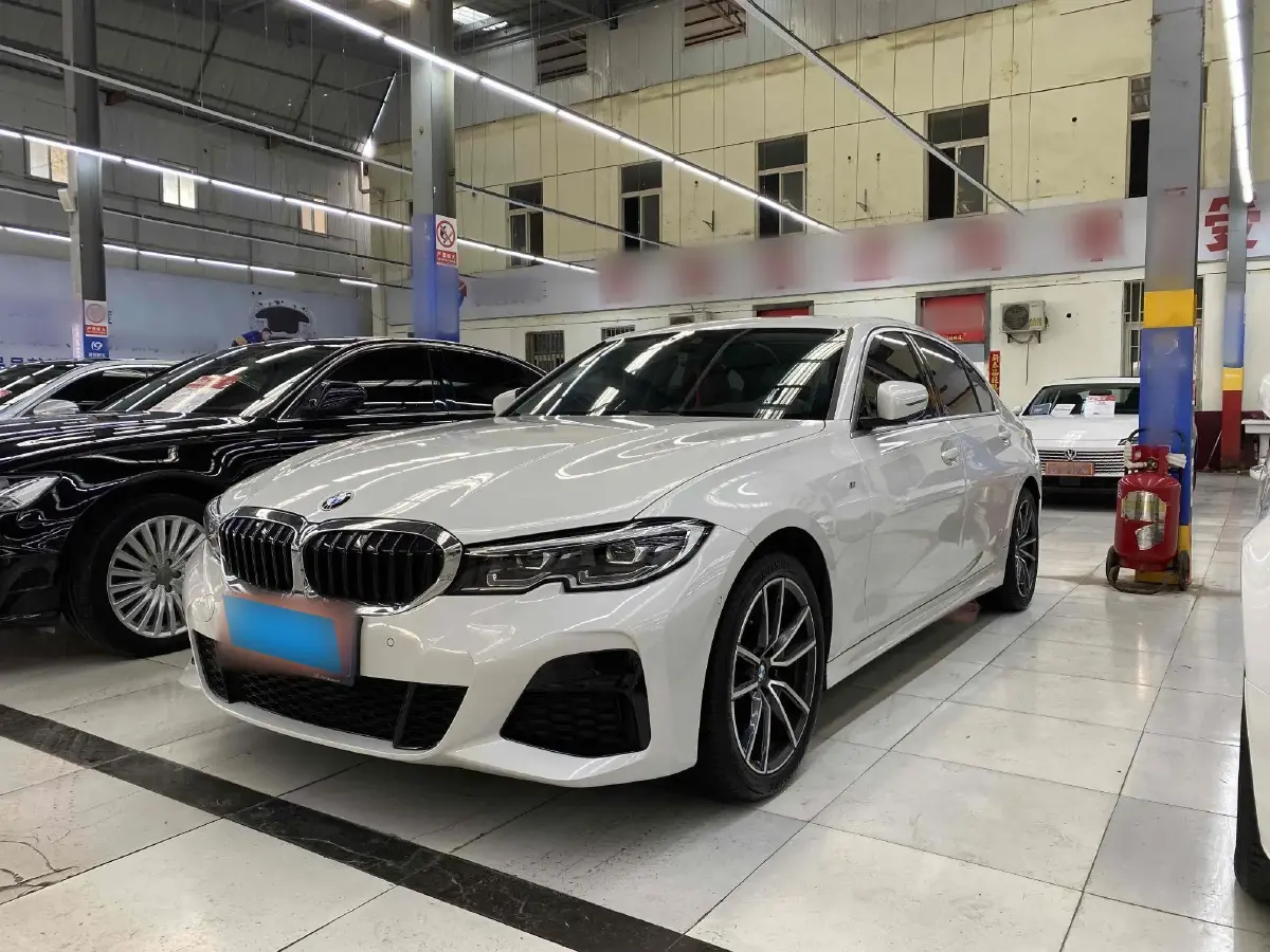 2021 BMW 3 Series 2.0T 184HP L4 8AT