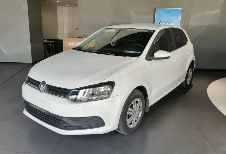 2016 Volkswagen Polo 1.4L 90HP L4 6AT