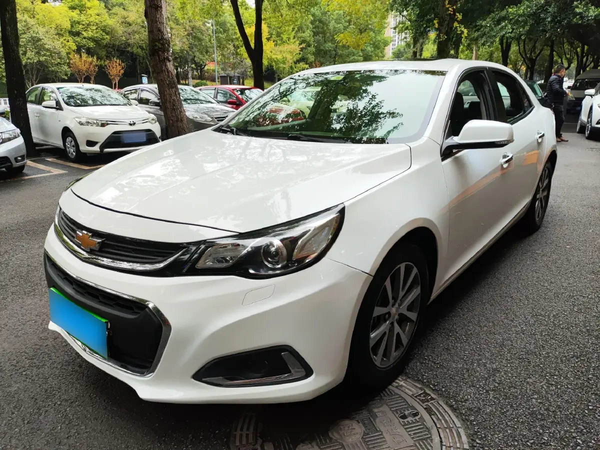 2016 Chevrolet Malibu 2.0L 154HP L4 6AT