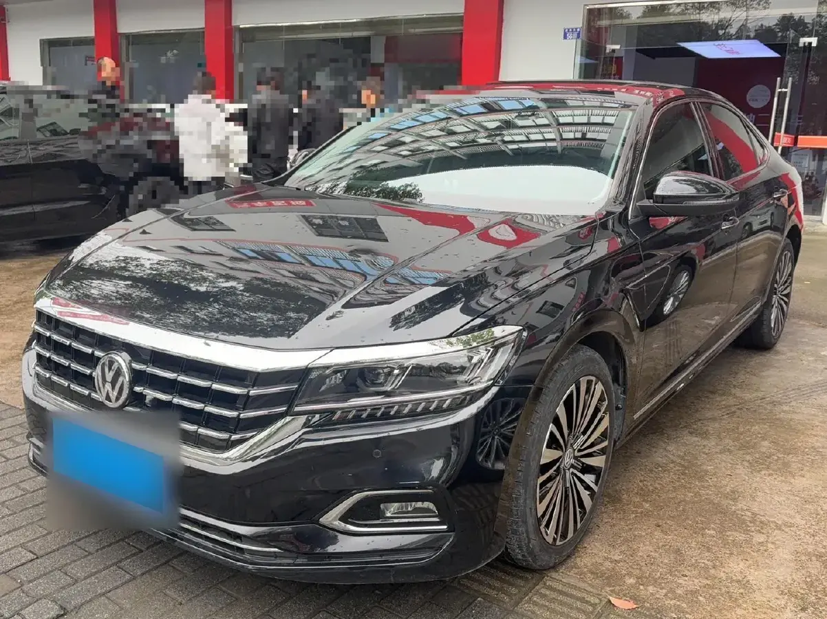 2019 Volkswagen Passat 2.0T 186HP L4 7DCT