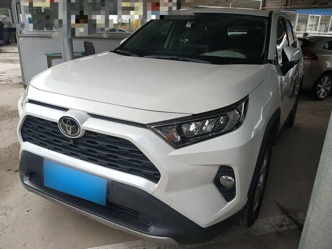 2020 Toyota RAV4 2.0L 171HP L4 CVT