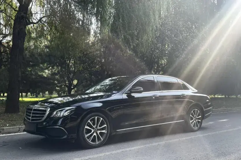 2016 Mercedes-Benz E Class 2.0T 184HP L4 9AT