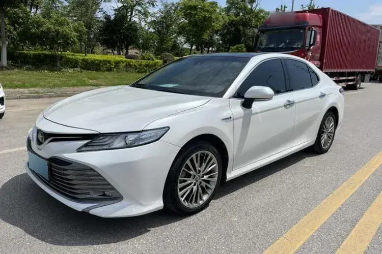 2019 Toyota Camry 2.0L 178HP L4 CVT