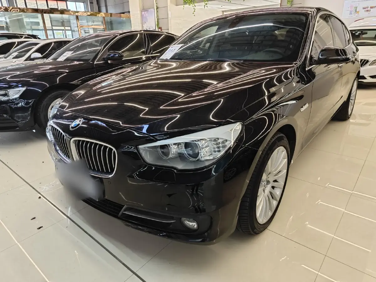 2014 BMW 5 Series GT 3.0T 306HP L6 8AT