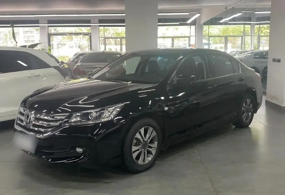 2015 Honda Accord 2.0L 155HP L4 CVT