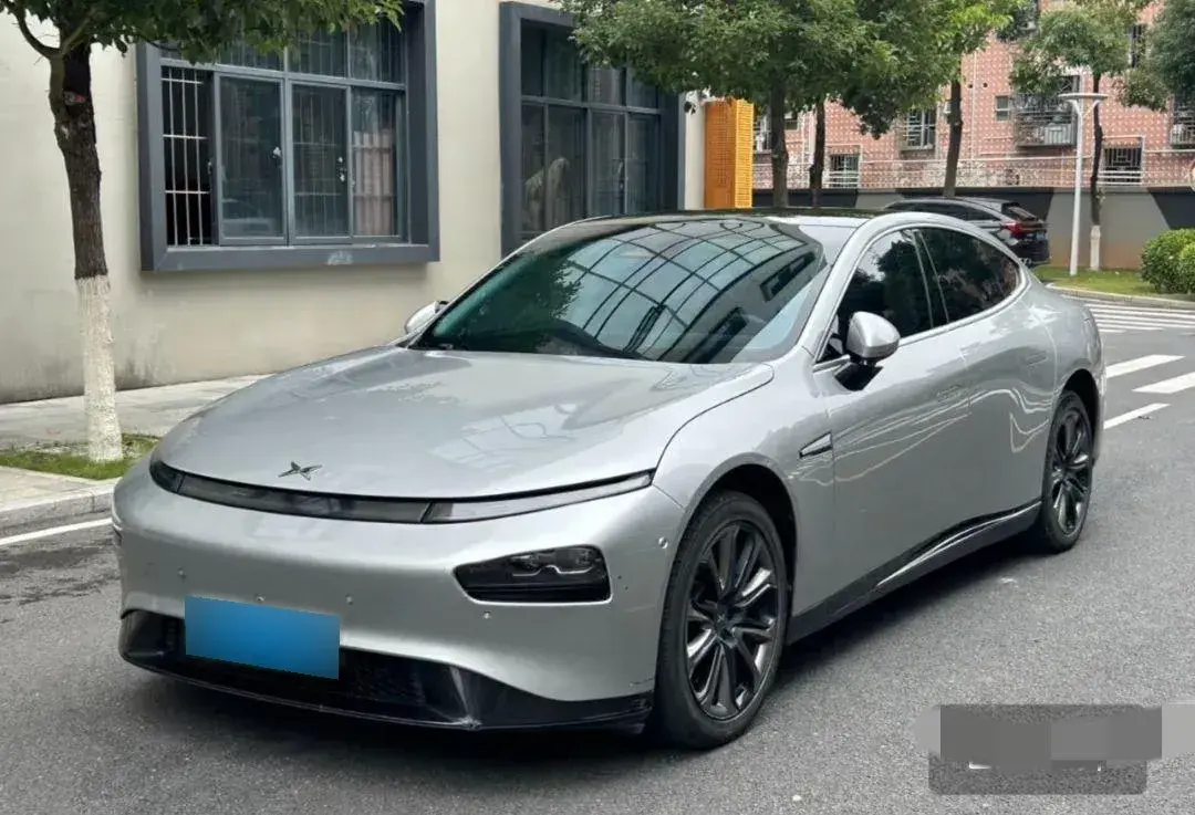 2022 Xpeng P7 BEV 77.9KWH