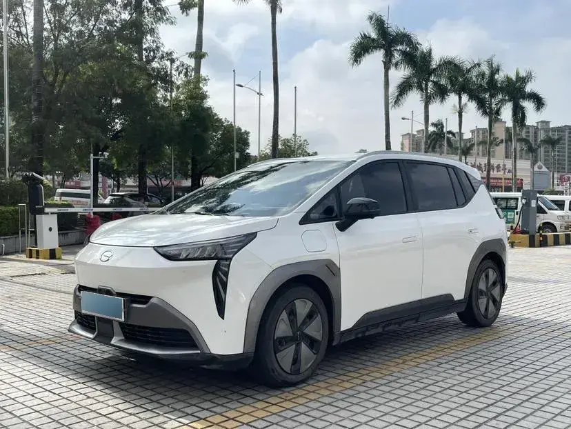 2022 Aion Y BEV 63.98KWH