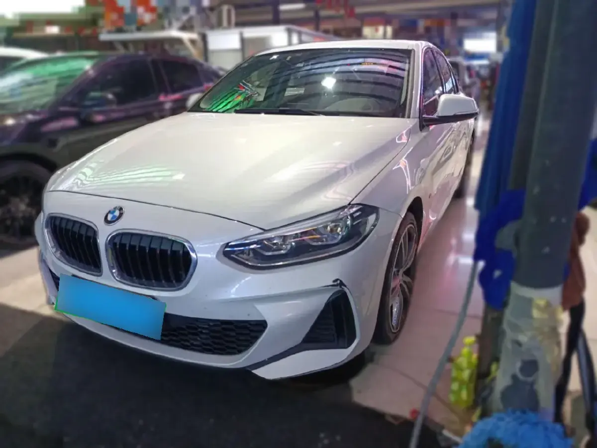 2019 BMW 1 Series 2.0T 192HP L4 8AT