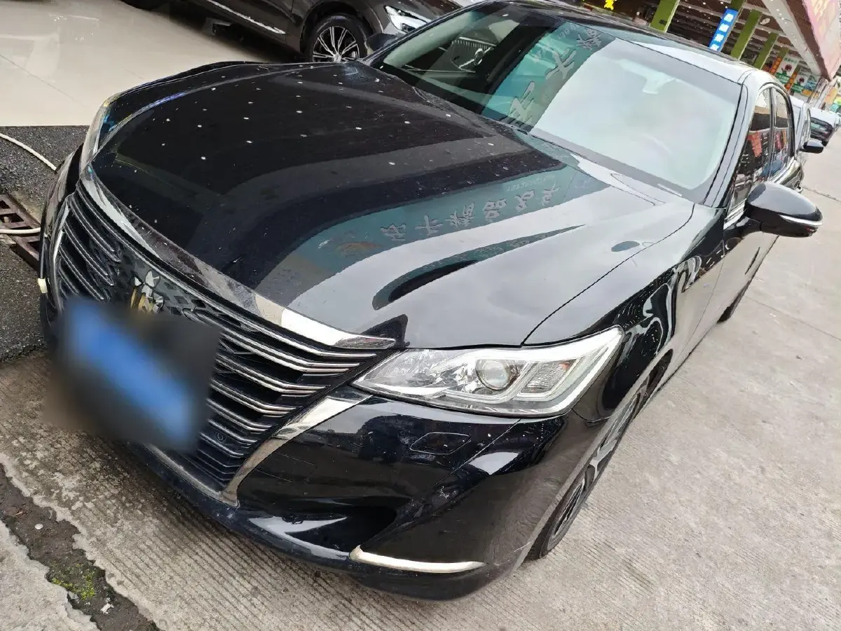 2018 Toyota Crown 2.0T 235HP L4 8AT
