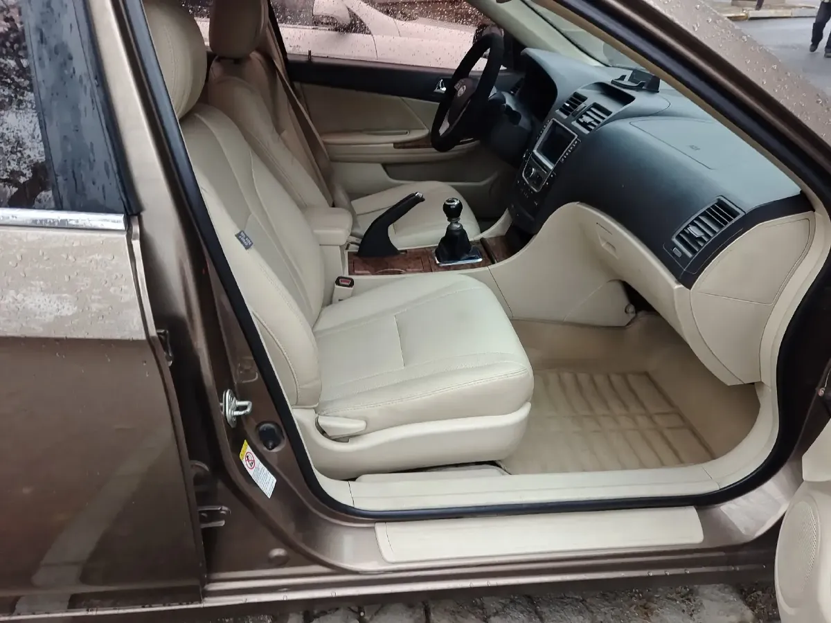 2011 BYD G6 1.5T 154HP L4 6MT,autocango,china used car exporter,china ev exporter,chinese used car exporter,chinese used ev exporter