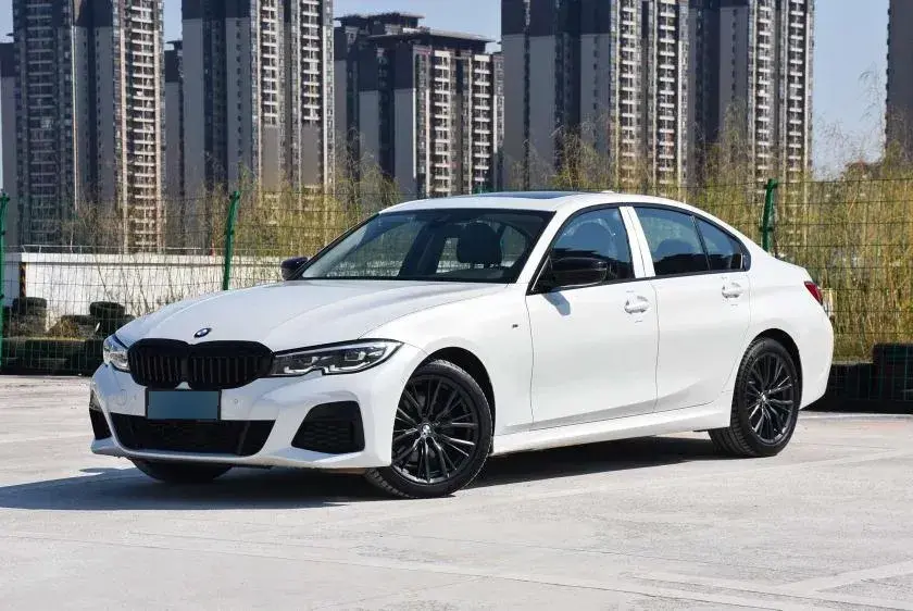 2021 BMW 3 Series 2.0T 184HP L4 8AT