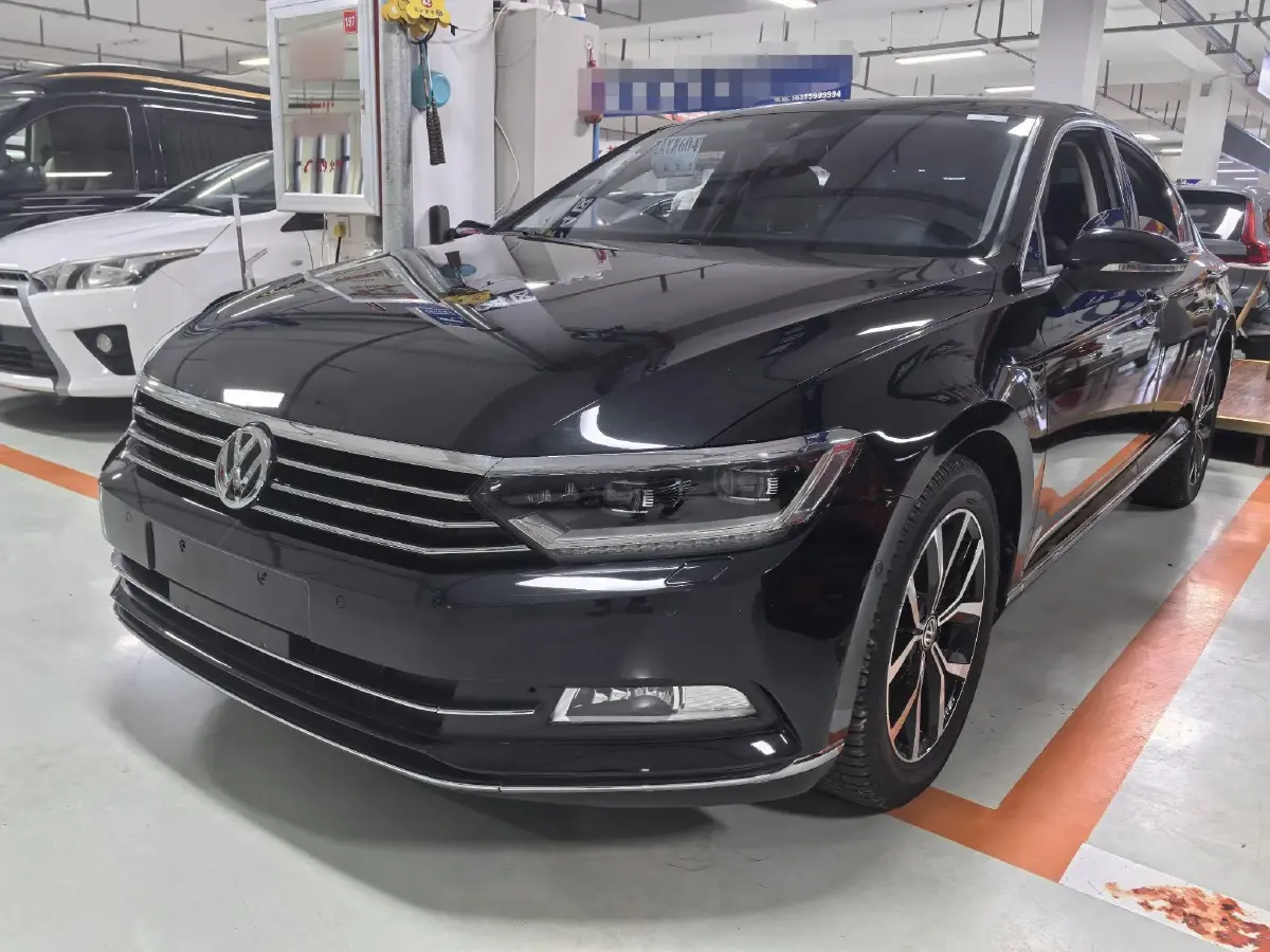 2017 Volkswagen Magotan 1.8T 180HP L4 7DCT
