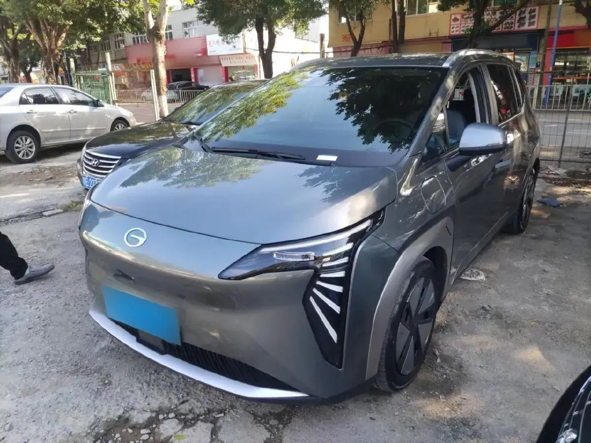 2023 Aion Y BEV 61.7KWH