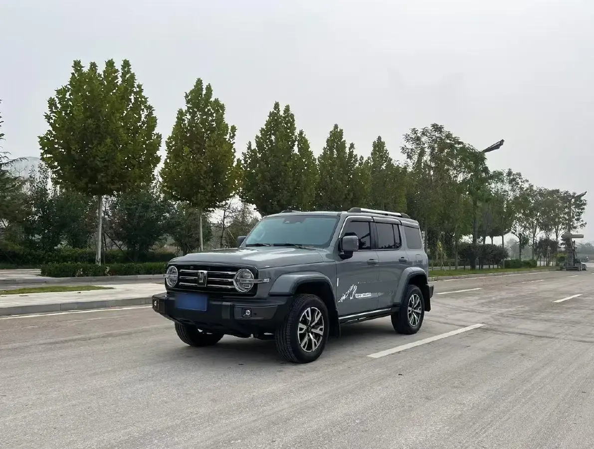 2023 Tank 300 2.0T 227HP L4 8AT