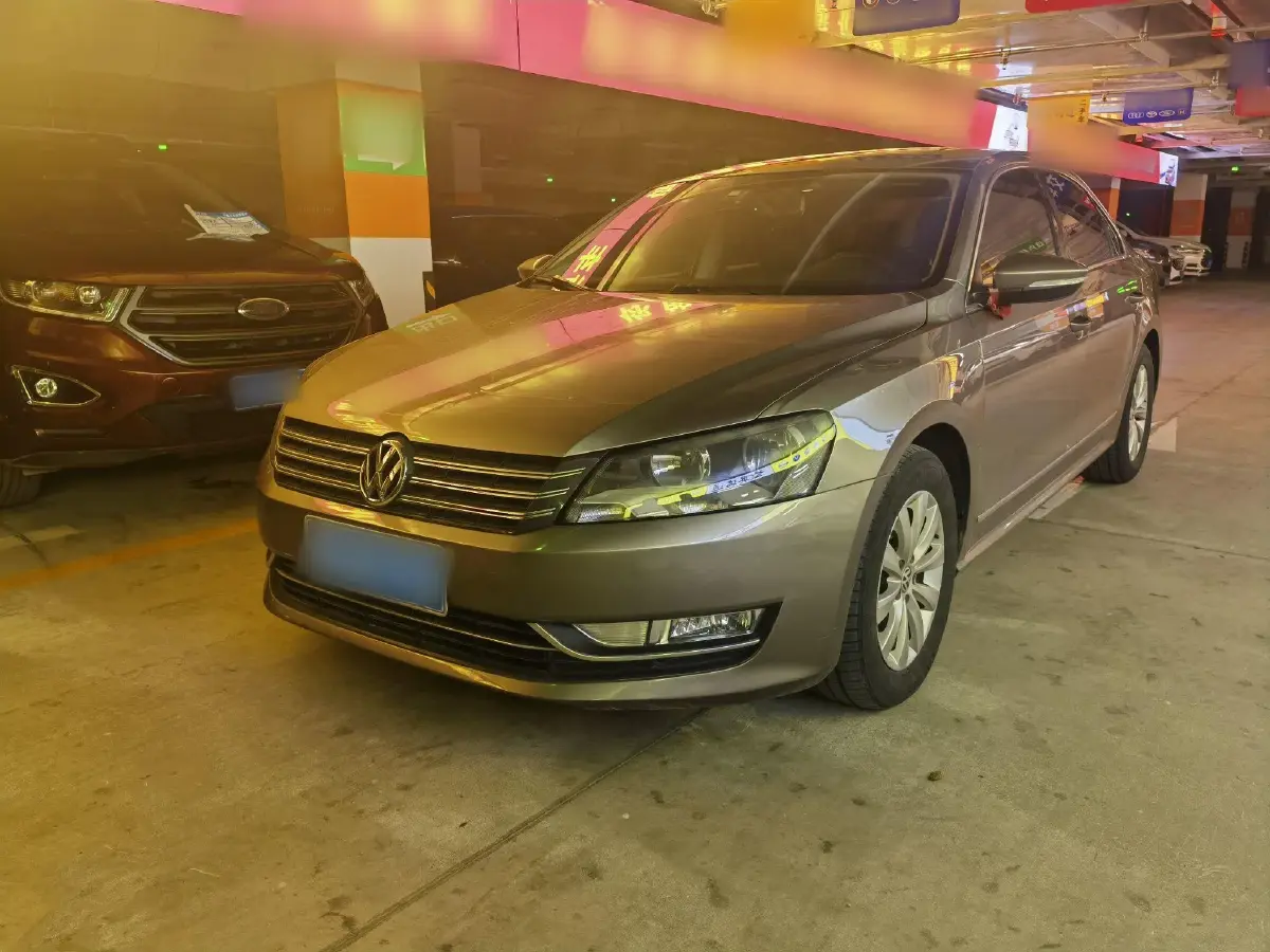 2014 Volkswagen Passat 1.8T 160HP L4 7DCT