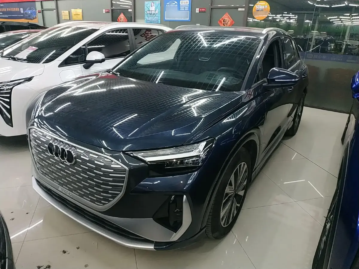 2023 Audi Q4 e-tron BEV 84.8KWH