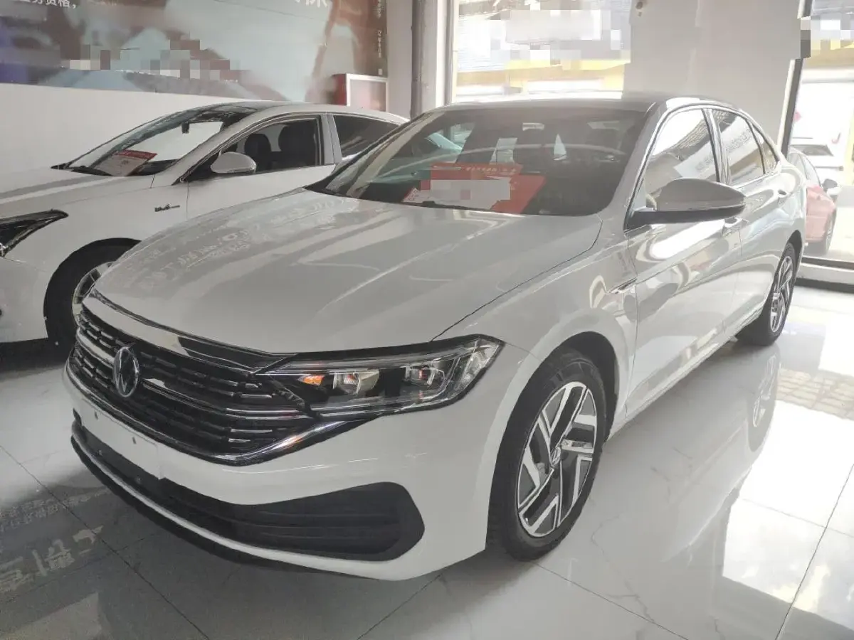 2023 Volkswagen Sagitar 1.5T 160HP L4 7DCT