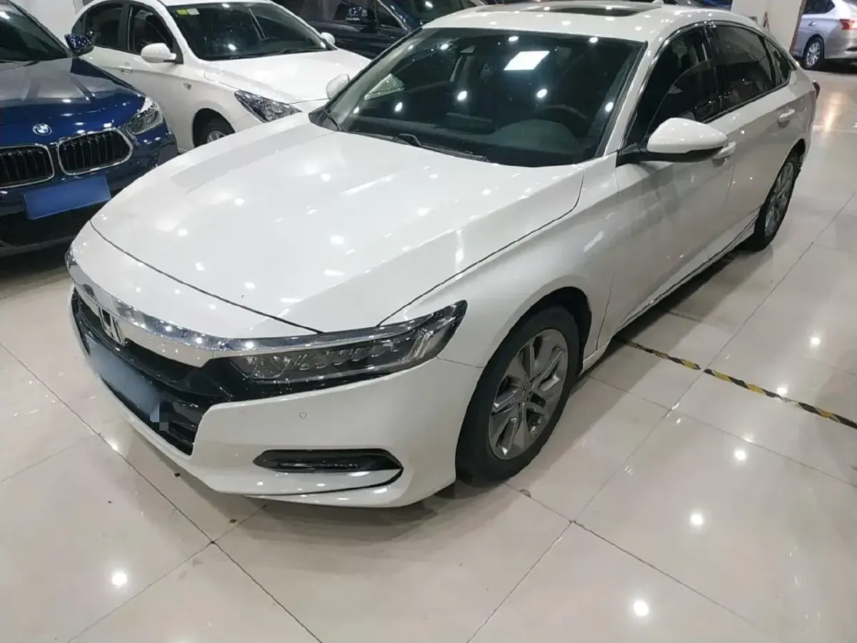 2018 Honda Accord 1.5T 194HP L4 CVT