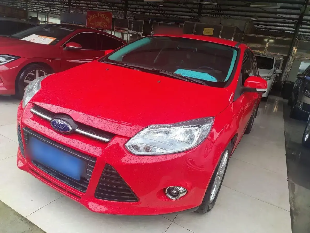 2012 Ford Focus 1.6L 125HP L4 6DCT