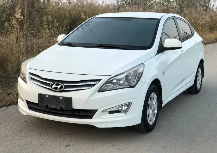 2014 Hyundai Reina 1.4L 107HP L4 5MT