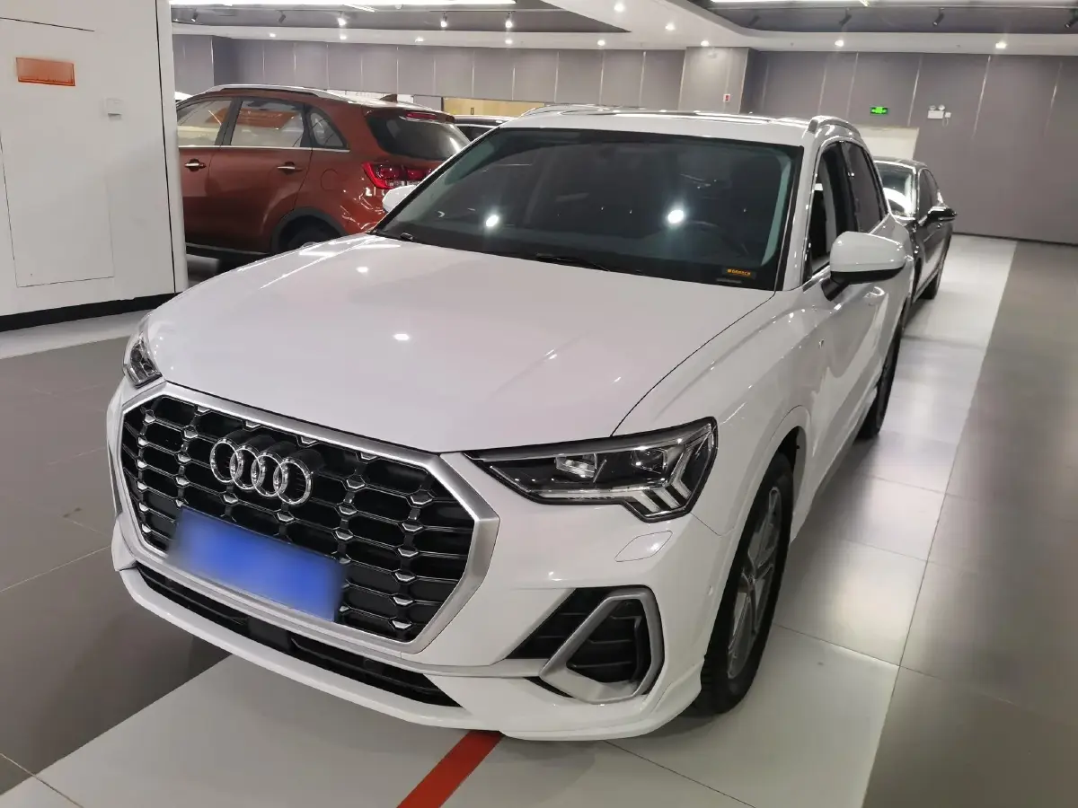2021 Audi Q3 2.0T 186HP L4 7DCT