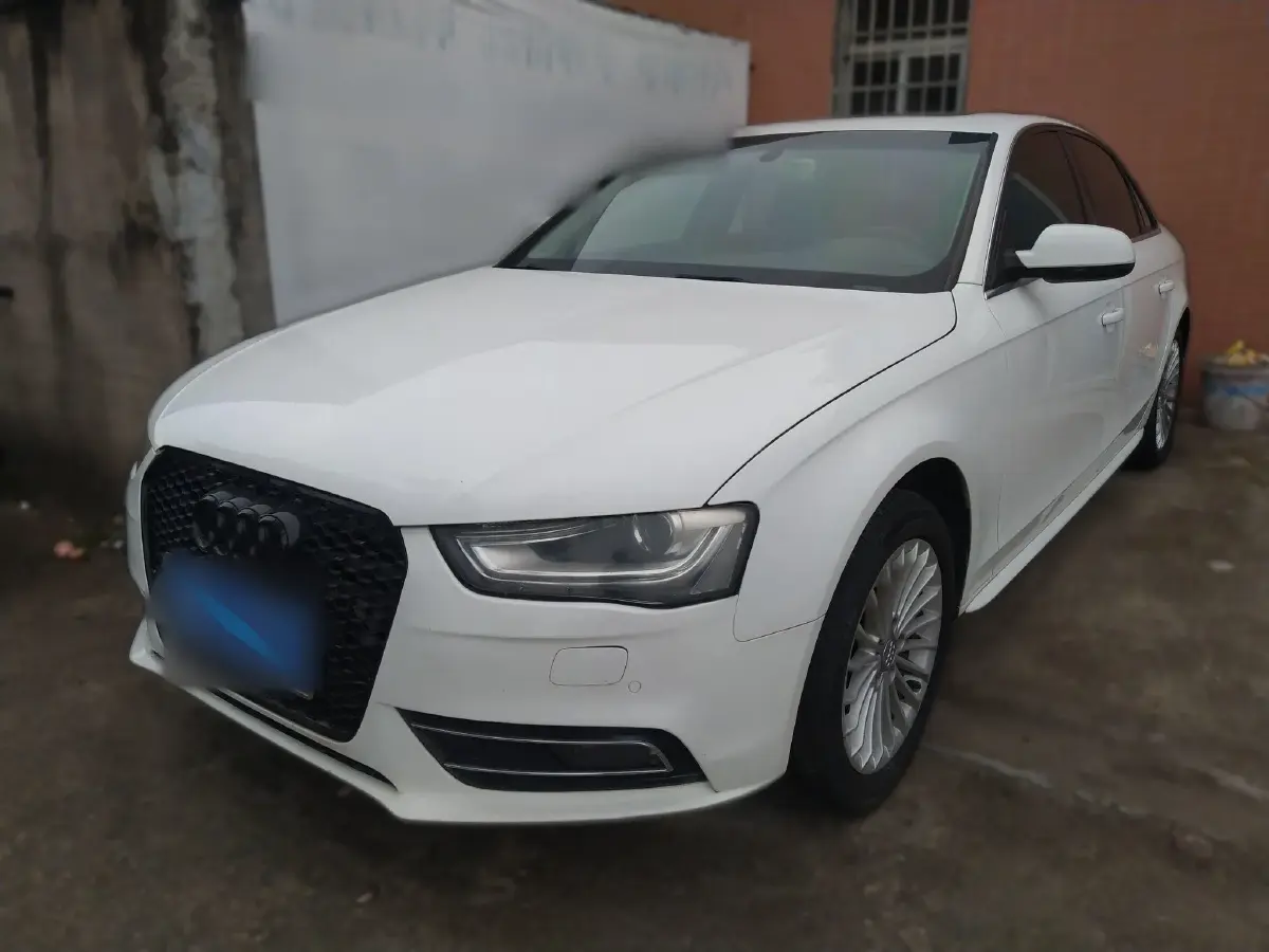 2015 Audi A4L 2.0T 180HP L4 CVT