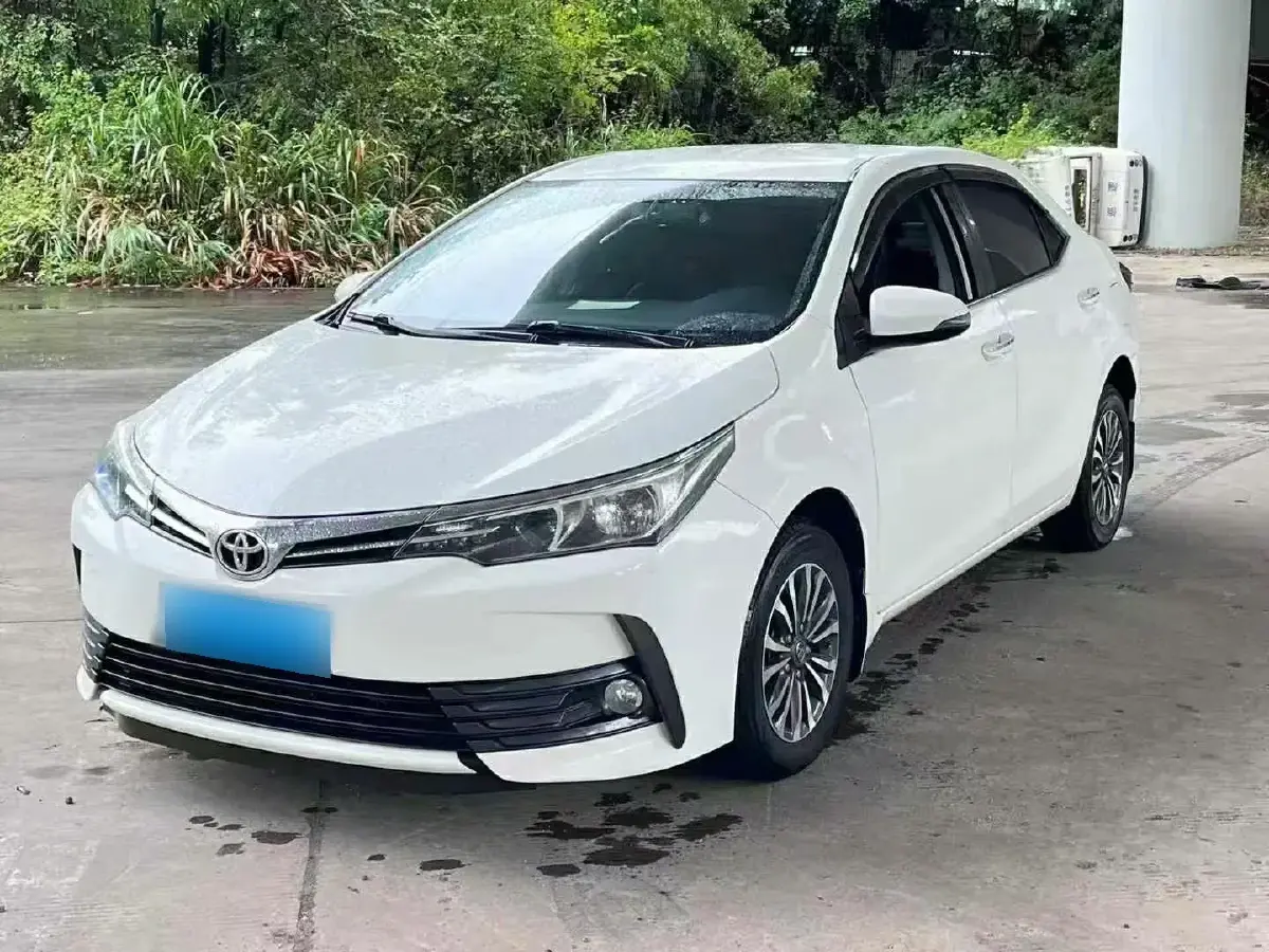 2017 Toyota Corolla 1.2T 116HP L4 CVT