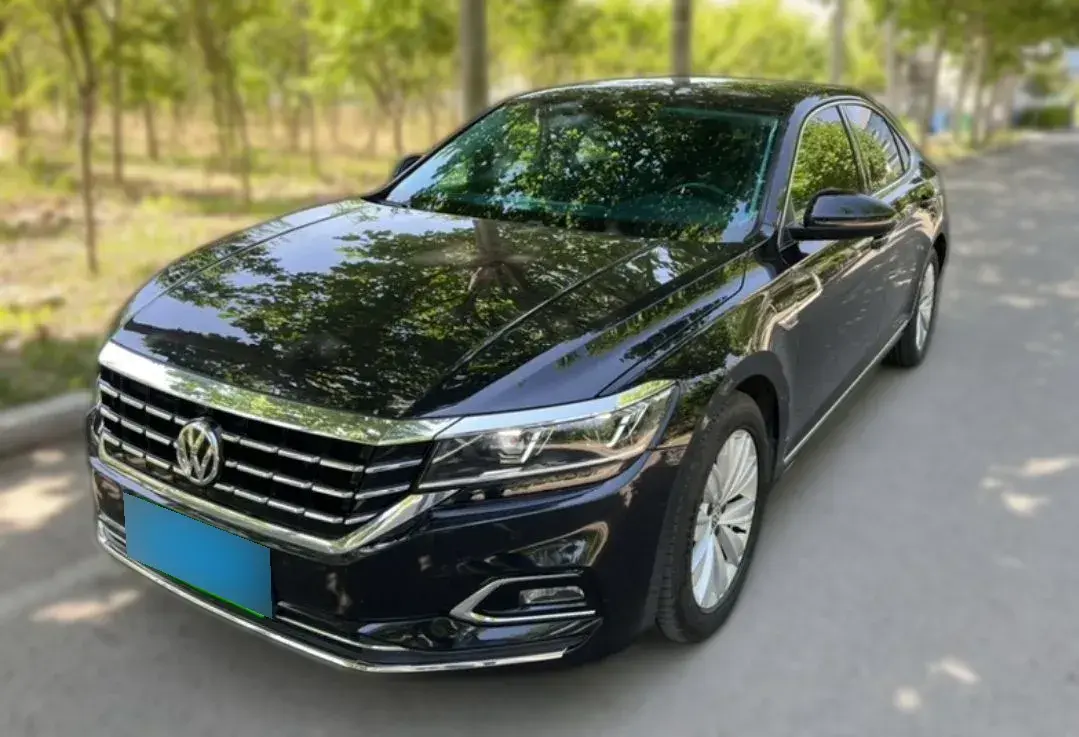 2019 Volkswagen Passat 2.0T 186HP L4 7DCT