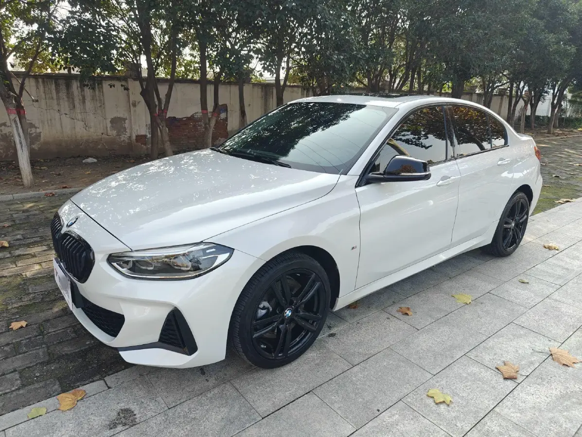 2023 BMW 1 Series 2.0T 178HP L4 7DCT