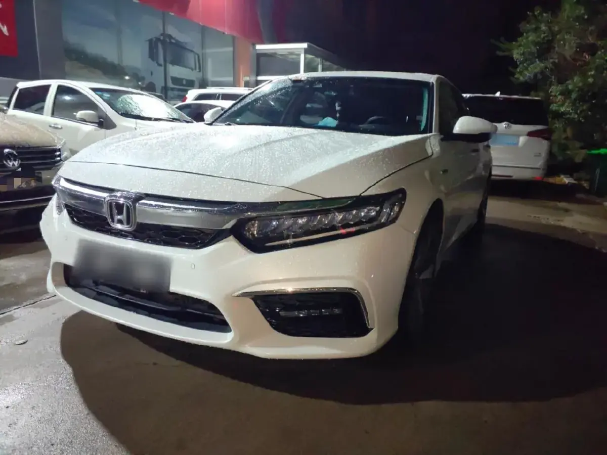 2019 Honda Inspire 2.0L 146HP L4 E-CVT Hybrid