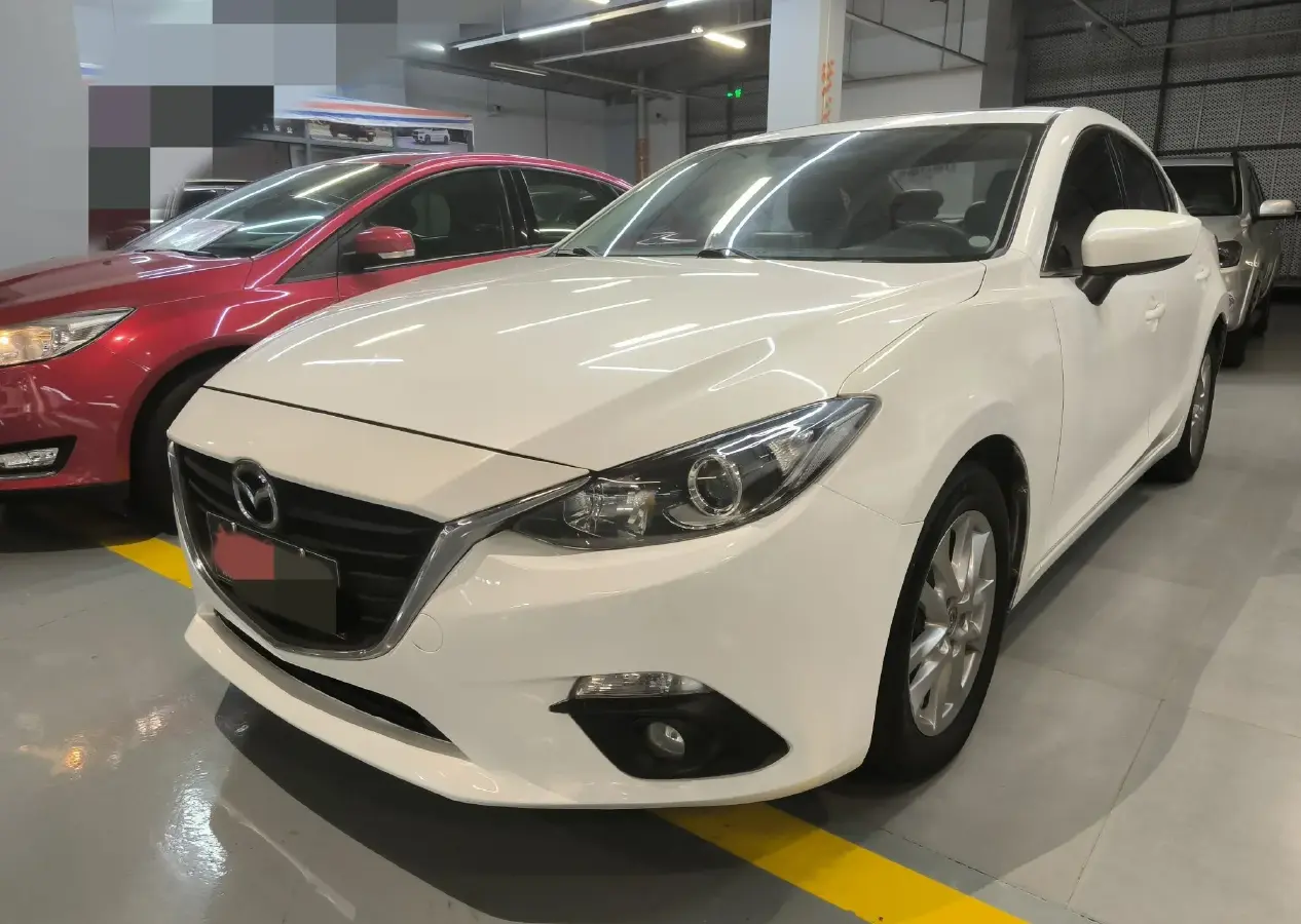 2016 Mazda 3 Axela 1.5L 117HP L4 6AT