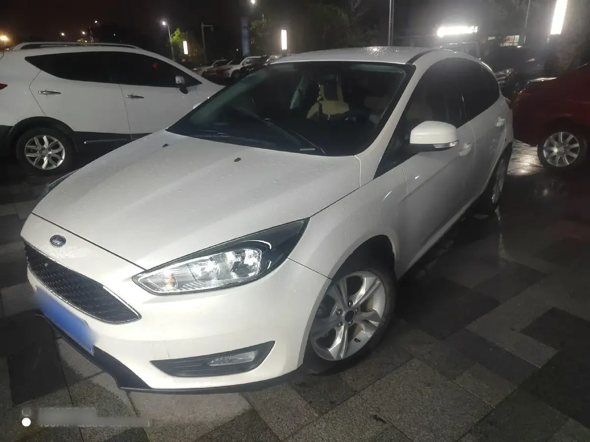 2017 Ford Focus 1.6L 125HP L4 6DCT