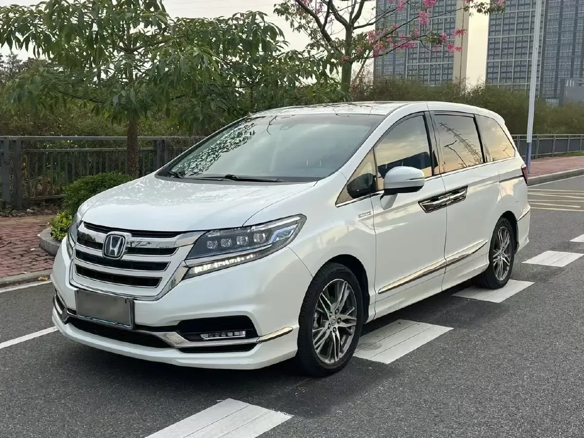 2019 Honda Elysioin 2.0L 146HP L4 E-CVT Hybrid