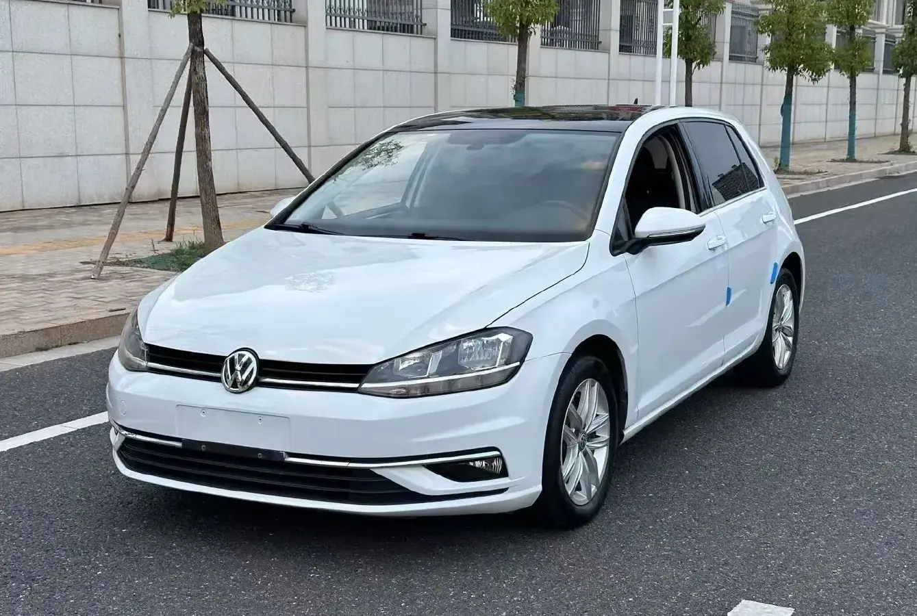 2020 Volkswagen Golf 1.4T 150HP L4 7DCT