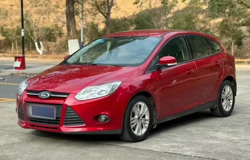 2012 Ford Focus 1.6L 125HP L4 6DCT