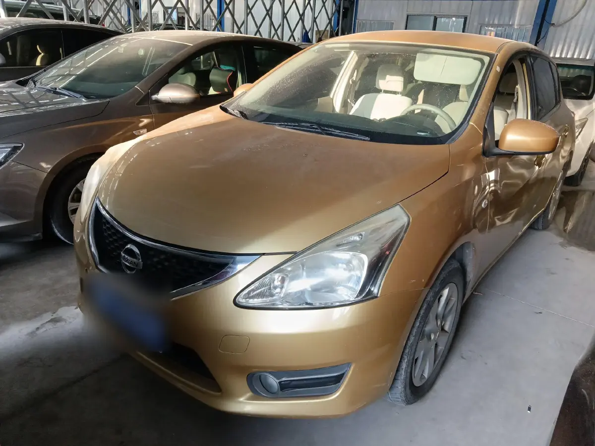 2011 Nissan Tiida 1.6L 126HP L4 CVT